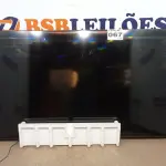 LOTE 067 - 01 SMART TV LED 85" 4K WI-FI CRYSTAL UHD 85BU8000 SAMSUNG (NO ESTADO, NÃO SABEMOS SE FUNCIONA. LEILÃO NÃO TEM GARANTIA E NEM DEVOLUÇÃO, SUJEITO A POSSÍVEIS AVARIAS VISÍVEIS/OCULTAS E/OU AUSÊNCIA DE COMPONENTES)