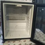 01 FRIGOBAR. (NO ESTADO) ATENÇÃO! FAZER A VISITAÇÃO ANTES DE ARREMATAR, NÃO SABEMOS SE FUNCIONA, LEILÃO NÃO TEM GARANTIA E NEM DEVOLUÇÃO, SUJEITO A POSSÍVEIS AVARIAS VISÍVEIS/OCULTAS E/OU AUSÊNCIA DE COMPONENTES.