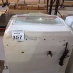 01 MÁQUINA DE LAVAR 8KG 220V MARCA BRASTEMP. (NO ESTADO) ATENÇÃO! FAZER A VISITAÇÃO ANTES DE ARREMATAR, NÃO SABEMOS SE FUNCIONA, LEILÃO NÃO TEM GARANTIA E NEM DEVOLUÇÃO, SUJEITO A POSSÍVEIS AVARIAS VISÍVEIS/OCULTAS E/OU AUSÊNCIA DE COMPONENTES.