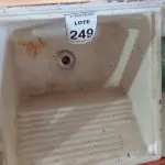 01 TANQUE DE FIBRA SINTÉTICA. (NO ESTADO) ATENÇÃO! FAZER A VISITAÇÃO ANTES DE ARREMATAR, NÃO SABEMOS SE FUNCIONA, LEILÃO NÃO TEM GARANTIA E NEM DEVOLUÇÃO, SUJEITO A POSSÍVEIS AVARIAS VISÍVEIS/OCULTAS E/OU AUSÊNCIA DE COMPONENTES.