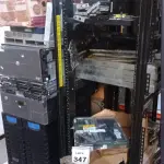 01 RACK SERVIDOR DESMONTADO MARCA DELL  COM 34 MEMÓRIAS E GRANDE QUANTIDADE DE TECLADOS. (NO ESTADO) ATENÇÃO! FAZER A VISITAÇÃO ANTES DE ARREMATAR, NÃO SABEMOS SE FUNCIONA, LEILÃO NÃO TEM GARANTIA E NEM DEVOLUÇÃO, SUJEITO A POSSÍVEIS AVARIAS VISÍVEIS/OCULTAS E/OU AUSÊNCIA DE COMPONENTES.