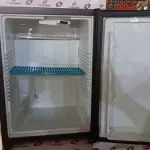 01 FRIGOBAR 220V MARCA ELECTROLUX. (NO ESTADO) ATENÇÃO! FAZER A VISITAÇÃO ANTES DE ARREMATAR, NÃO SABEMOS SE FUNCIONA, LEILÃO NÃO TEM GARANTIA E NEM DEVOLUÇÃO, SUJEITO A POSSÍVEIS AVARIAS VISÍVEIS/OCULTAS E/OU AUSÊNCIA DE COMPONENTES.