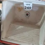 01 TANQUE DE FIBRA SINTÉTICA. (NO ESTADO) ATENÇÃO! FAZER A VISITAÇÃO ANTES DE ARREMATAR, NÃO SABEMOS SE FUNCIONA, LEILÃO NÃO TEM GARANTIA E NEM DEVOLUÇÃO, SUJEITO A POSSÍVEIS AVARIAS VISÍVEIS/OCULTAS E/OU AUSÊNCIA DE COMPONENTES.