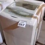 01 MÁQUINA DE LAVAR 8KG 220V MARCA BRASTEMP. (NO ESTADO) ATENÇÃO! FAZER A VISITAÇÃO ANTES DE ARREMATAR, NÃO SABEMOS SE FUNCIONA, LEILÃO NÃO TEM GARANTIA E NEM DEVOLUÇÃO, SUJEITO A POSSÍVEIS AVARIAS VISÍVEIS/OCULTAS E/OU AUSÊNCIA DE COMPONENTES.