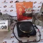 01 FOGÃO ELÉTRICO 01 BOCA MARCA MULTILASER E 02 FECHADORES DE MARMITA. (NO ESTADO) ATENÇÃO! FAZER A VISITAÇÃO ANTES DE ARREMATAR, NÃO SABEMOS SE FUNCIONA, LEILÃO NÃO TEM GARANTIA E NEM DEVOLUÇÃO, SUJEITO A POSSÍVEIS AVARIAS VISÍVEIS/OCULTAS E/OU AUSÊNCIA DE COMPONENTES.