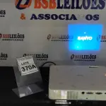 01 PROJETOR MARCA SANYO COM CABOS. (NO ESTADO) ATENÇÃO! FAZER A VISITAÇÃO ANTES DE ARREMATAR, NÃO SABEMOS SE FUNCIONA, LEILÃO NÃO TEM GARANTIA E NEM DEVOLUÇÃO, SUJEITO A POSSÍVEIS AVARIAS VISÍVEIS/OCULTAS E/OU AUSÊNCIA DE COMPONENTES.