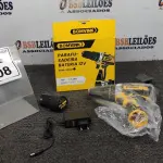 01 PARAFUSADEIRA A BATERIA 12V 2BITS E CARREGADOR.( PRODUTO NOVO). (NO ESTADO) ATENÇÃO! FAZER A VISITAÇÃO ANTES DE ARREMATAR, NÃO SABEMOS SE FUNCIONA, LEILÃO NÃO TEM GARANTIA E NEM DEVOLUÇÃO, SUJEITO A POSSÍVEIS AVARIAS VISÍVEIS/OCULTAS E/OU AUSÊNCIA DE COMPONENTES.