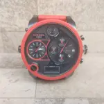 01 RELÓGIO DIESEL DZ 7279 EM ÓTIMO ESTADO PRECISA SÓ COLOCAR BATERIA. (NO ESTADO) ATENÇÃO! FAZER A VISITAÇÃO ANTES DE ARREMATAR, NÃO SABEMOS SE FUNCIONA, LEILÃO NÃO TEM GARANTIA E NEM DEVOLUÇÃO, SUJEITO A POSSÍVEIS AVARIAS VISÍVEIS/OCULTAS E/OU AUSÊNCIA DE COMPONENTES.