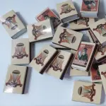 01 LOTE COM 16 CAIXAS DE FÓSFOROS MILITARES DO CANADÁ COMPRADOS EM GARAGEM DE ANTIGUIDADES NOS EUA. NOVAS SEM USO. (NO ESTADO) ATENÇÃO! FAZER A VISITAÇÃO ANTES DE ARREMATAR, NÃO SABEMOS SE FUNCIONA, LEILÃO NÃO TEM GARANTIA E NEM DEVOLUÇÃO, SUJEITO A POSSÍVEIS AVARIAS VISÍVEIS/OCULTAS E/OU AUSÊNCIA DE COMPONENTES.