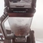 01 CONJUNTO DE SISTEMA DE COZINHA NINJA SMART SCREEN DE 1100 WATTS DE PICO E TELA SENSÍVEL AO TOQUE, TECNOLOGIA FRESHVAC: A BOMBA FRESH VAC, FÁCIL DE USAR E COM UM TOQUE, FOI PROJETADA PARA PRESERVAR VITAMINAS, SABORES E CORES, REMOVENDO O OXIGÊNIO ANTES DO PREPARO. DESFRUTE DE BEBIDAS E SMOOTHIES DE LONGA DURAÇÃO COM MENOS ESPUMA E SEPARAÇÃO EM COMPARAÇÃO COM O MODO DE PREPARO TRADICIONAL.7 PROGRAMAS AUTO-IQ PREDEFINIDOS: A TELA SENSÍVEL AO TOQUE INTELIGENTE REVELA OS PROGRAMAS DE RECEITAS PREDEFINIDOS AUTOMATICAMENTE, PROJETADOS POR CHEFS, PARA BEBIDAS, SMOOTHIES E SHAKES.TELA SENSÍVEL AO TOQUE: FÁCIL DE LIMPAR, DURÁVEL E INTUITIVA. JARRA FRESHVAC DE 2.030 ML: TRANSFORME SEUS INGREDIENTES FAVORITOS EM SMOOTHIES, MOLHOS, PURÊS E MUITO MAIS COM AS LÂMINAS TOTAL CRUSHING. TODOS OS ACESSÓRIOS, EXCETO A BOMBA FRESH VAC, PODEM SER LAVADOS NA MÁQUINA DE LAVAR LOUÇA. (NO ESTADO) ATENÇÃO! FAZER A VISITAÇÃO ANTES DE ARREMATAR, NÃO SABEMOS SE FUNCIONA, LEILÃO NÃO TEM GARANTIA E NEM DEVOLUÇÃO, SUJEITO A POSSÍVEIS AVARIAS VISÍVEIS/OCULTAS E/OU AUSÊNCIA DE COMPONENTES.