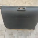 01 MALA ANTIGA GUARDADA A ANOS MALGA GRANDE. (NO ESTADO) ATENÇÃO! FAZER A VISITAÇÃO ANTES DE ARREMATAR, NÃO SABEMOS SE FUNCIONA, LEILÃO NÃO TEM GARANTIA E NEM DEVOLUÇÃO, SUJEITO A POSSÍVEIS AVARIAS VISÍVEIS/OCULTAS E/OU AUSÊNCIA DE COMPONENTES.