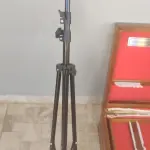 01 LOTE COM UMA CAIXA PARA FAQUEIRO HERCULES E UM TRIPE ARA CAMARA FOTOGRAFICA. (NO ESTADO) ATENÇÃO! FAZER A VISITAÇÃO ANTES DE ARREMATAR, NÃO SABEMOS SE FUNCIONA, LEILÃO NÃO TEM GARANTIA E NEM DEVOLUÇÃO, SUJEITO A POSSÍVEIS AVARIAS VISÍVEIS/OCULTAS E/OU AUSÊNCIA DE COMPONENTES.