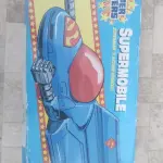 01 MCFARLANE TOYS DC SUPER POWERS SUPERMOBILE ACTION FIGURE NOVO NA CAIXA ABERTPO APENAS PARA CONFERENCIA COMPRADO NOS EUA ORIGINAL. (NO ESTADO) ATENÇÃO! FAZER A VISITAÇÃO ANTES DE ARREMATAR, NÃO SABEMOS SE FUNCIONA, LEILÃO NÃO TEM GARANTIA E NEM DEVOLUÇÃO, SUJEITO A POSSÍVEIS AVARIAS VISÍVEIS/OCULTAS E/OU AUSÊNCIA DE COMPONENTES.