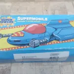 01 MCFARLANE TOYS DC SUPER POWERS SUPERMOBILE ACTION FIGURE NOVO NA CAIXA ABERTPO APENAS PARA CONFERENCIA COMPRADO NOS EUA ORIGINAL. (NO ESTADO) ATENÇÃO! FAZER A VISITAÇÃO ANTES DE ARREMATAR, NÃO SABEMOS SE FUNCIONA, LEILÃO NÃO TEM GARANTIA E NEM DEVOLUÇÃO, SUJEITO A POSSÍVEIS AVARIAS VISÍVEIS/OCULTAS E/OU AUSÊNCIA DE COMPONENTES.