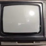 01 ANTIGA TV SHARP FUNCIONANDO PERFEITAMENTE ATE O MOMENTO LARGURA 43 CM,ALTURA 35CM. (NO ESTADO) ATENÇÃO! FAZER A VISITAÇÃO ANTES DE ARREMATAR, NÃO SABEMOS SE FUNCIONA, LEILÃO NÃO TEM GARANTIA E NEM DEVOLUÇÃO, SUJEITO A POSSÍVEIS AVARIAS VISÍVEIS/OCULTAS E/OU AUSÊNCIA DE COMPONENTES.