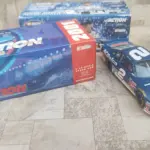 01 MINIATURA RARA KEVIN HARVICK #2 AC DELCO BUSCH CHAMPION 2001 1/24 CHEVY ACTION SNAP ON NASCAR,ITEM COMPRADO E GARAGENS DE ANTIGUIDADES NOS EUA. (NO ESTADO) ATENÇÃO! FAZER A VISITAÇÃO ANTES DE ARREMATAR, NÃO SABEMOS SE FUNCIONA, LEILÃO NÃO TEM GARANTIA E NEM DEVOLUÇÃO, SUJEITO A POSSÍVEIS AVARIAS VISÍVEIS/OCULTAS E/OU AUSÊNCIA DE COMPONENTES.