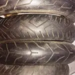 01 LOTE COM 4 PNEUS PNEU 100/90 B19 MICHELIN SCORCHER 31, 130/60B19 DUNLOP  DOIS PNEUS  130/70.17 MC. (NO ESTADO) ATENÇÃO! FAZER A VISITAÇÃO ANTES DE ARREMATAR, NÃO SABEMOS SE FUNCIONA, LEILÃO NÃO TEM GARANTIA E NEM DEVOLUÇÃO, SUJEITO A POSSÍVEIS AVARIAS VISÍVEIS/OCULTAS E/OU AUSÊNCIA DE COMPONENTES.