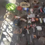 01 LOTE COM DIVERSOS ITENS. (NO ESTADO) ATENÇÃO! FAZER A VISITAÇÃO ANTES DE ARREMATAR, NÃO SABEMOS SE FUNCIONA, LEILÃO NÃO TEM GARANTIA E NEM DEVOLUÇÃO, SUJEITO A POSSÍVEIS AVARIAS VISÍVEIS/OCULTAS E/OU AUSÊNCIA DE COMPONENTES.