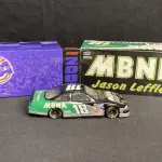 2000 JASON LEFFLER #18 ROOKIE MBNA PONTIAC GRAND PRIX 1/24 AÇÃO NASCAR DIECAST. (NO ESTADO) ATENÇÃO! FAZER A VISITAÇÃO ANTES DE ARREMATAR, NÃO SABEMOS SE FUNCIONA, LEILÃO NÃO TEM GARANTIA E NEM DEVOLUÇÃO, SUJEITO A POSSÍVEIS AVARIAS VISÍVEIS/OCULTAS E/OU AUSÊNCIA DE COMPONENTES.