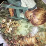 01 PRATO DE COLECIONADOR MICHAEL'S MIRACLE, ITEM RARO DE MILAGRES DE MICHAEL SÉRIE PESSOAS REAIS NANCY TURNER STRATFORD EDIÇÃO LIMITADA. PRIMEIRA EDIÇÃO DA SÉRIE REAL PEOPLE. THE STRATFORD COLLECTION LTD. ©1982.BRADEX: 84-S85-2.1, COM 21,5 CM DE DIÂMETRO. PRATO GUARDADO A ANOS  NUNCA USADO CAIXA E PAPEIS DETERIORADOS COMO MOSTRA NAS FOTOS FICOU ASSIM, POIS FICOU GUARDADO HÁ MUITOS ANOS NO ARMÁRIO PRATO  SEM LASCAS, RACHADURAS.ITEM FOI ENCONTRADO EM UM ARMÁRIO DURANTE A VENDA DE UMA PROPRIEDADE NOS EUA APÓS MUITOS ANOS GUARDADOS.  CAIXA “ORIGINAL E COM CERTIFICADO DE AUTENTICIDADE,SUPORTE PARA PRATO NÃO INCLUÍDO NESTA VENDA. (NO ESTADO) ATENÇÃO! FAZER A VISITAÇÃO ANTES DE ARREMATAR, NÃO SABEMOS SE FUNCIONA, LEILÃO NÃO TEM GARANTIA E NEM DEVOLUÇÃO, SUJEITO A POSSÍVEIS AVARIAS VISÍVEIS/OCULTAS E/OU AUSÊNCIA DE COMPONENTES.