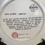 01 PRATO DE COLECIONADOR  "O CONSTRUTOR DE NAVIOS "THE SHIP BUILDER " DA ROYAL EATON NORMAN ROCKWELL, PRATO NUMERADO 11387 A PRATO NORMAN ROCKWELL DE 1980 "O CONSTRUTOR DE NAVIOS. EDIÇÃO LIMITADA  COM 21,5 CM DE DIÂMETRO, MULTICOLORIDO, COM DETALHES EM OURO 22 QUILATES. REPRESENTA UM VELHO E UM MENINO COM SEU CACHORRO OLHANDO PARA O MAR. SUPORTE DO PRATO NÃO ESTÁ INCLUÍDO. ITEM COMPRADO EM GARAGENS DE ANTIGUIDADES NOS EUA. (NO ESTADO) ATENÇÃO! FAZER A VISITAÇÃO ANTES DE ARREMATAR, NÃO SABEMOS SE FUNCIONA, LEILÃO NÃO TEM GARANTIA E NEM DEVOLUÇÃO, SUJEITO A POSSÍVEIS AVARIAS VISÍVEIS/OCULTAS E/OU AUSÊNCIA DE COMPONENTES.