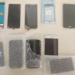 01 LOTE COM TELAS DE CELULAR. (NO ESTADO) ATENÇÃO! FAZER A VISITAÇÃO ANTES DE ARREMATAR, NÃO SABEMOS SE FUNCIONA, LEILÃO NÃO TEM GARANTIA E NEM DEVOLUÇÃO, SUJEITO A POSSÍVEIS AVARIAS VISÍVEIS/OCULTAS E/OU AUSÊNCIA DE COMPONENTES.