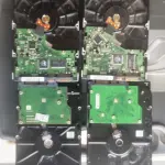 01 LOTE COM 4 HDS RETIRADOS DAS MÁQUINAS FUNCIONANDO E FORAM FORMATADOS LOTE COM 2 HDS DE 250 GB, E 2 HDS DE 500 GB. (NO ESTADO) ATENÇÃO! FAZER A VISITAÇÃO ANTES DE ARREMATAR, NÃO SABEMOS SE FUNCIONA, LEILÃO NÃO TEM GARANTIA E NEM DEVOLUÇÃO, SUJEITO A POSSÍVEIS AVARIAS VISÍVEIS/OCULTAS E/OU AUSÊNCIA DE COMPONENTES.