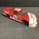 01 RARA MINIATURA DA CASCAR ACTION NASCAR 1/24 DIECAST #21 MIKE DILLON ROCKWELL AUTOMATION 2000 MONTE CARLO,COMPRADA EM GARAGEM DE ANTIGUIDADES NOS EUA. (NO ESTADO) ATENÇÃO! FAZER A VISITAÇÃO ANTES DE ARREMATAR, NÃO SABEMOS SE FUNCIONA, LEILÃO NÃO TEM GARANTIA E NEM DEVOLUÇÃO, SUJEITO A POSSÍVEIS AVARIAS VISÍVEIS/OCULTAS E/OU AUSÊNCIA DE COMPONENTES.
