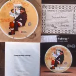 01 PRATO DE NATAL DE NORMAN ROCKWELL "PAPAI NOEL NO METRÔ", 1983. PRATO DE PORCELANA EDWIN M. KNOWLES. BRADFORD EXCHANGE. O PRATO ESTÁ COM A DOCUMENTAÇÃO ORIGINAL. ASSINADO, AUTENTICADO E DATADO NO VERSO. PRATO DE NUMERO 8290G.EDIÇÃO LIMITADA DE "PAPAI NOEL NO CAMINHO", PINTADA EM 1940 POR NORMAN OCKWELL E CERTIFICADA PELA SOCIEDADE ROC WELL DA AMÉRICA. DÉCIMA SÉRIE ANUAL FECHADA EM EDIÇÃO LIMITADA, PERMANENTEMENTE FECHADA POR WIN KNOWLEON EM 24 DE DEZEMBRO DE 1983. CP DE 1983 BRADEX NO-270-1.10. RESULTADOS PARA MAIS ANTIGO CROWLEY NAM. PEÇA COMPRADA EM GARAGEM DE ANTIGUIDADES NOS EUA. SUPORTE PARA PRATO NÃO INCLUÍDO NESTA VENDA. (NO ESTADO) ATENÇÃO! FAZER A VISITAÇÃO ANTES DE ARREMATAR, NÃO SABEMOS SE FUNCIONA, LEILÃO NÃO TEM GARANTIA E NEM DEVOLUÇÃO, SUJEITO A POSSÍVEIS AVARIAS VISÍVEIS/OCULTAS E/OU AUSÊNCIA DE COMPONENTES.