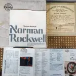 01 LINDO PRATO COLECIONÁVEL VINTAGE DE NORMAN ROCKWELL. A SEGUNDA EDIÇÃO DE "A MIND OF HER OWN ROCKWELL'S STUDIES OF GIRLHOOD". - "SERIOUS BUSINESS" -  A CENA CAPTURA UMA JOVEM ARTISTA PINTANDO UM QUADRO. A ARTE NESTA PLACA FOI SELECIONADA E APROVADA PARA INCLUSÃO NESTA SÉRIE DE PLACAS PELO NORMAN ROCKWELL FAMILY TRUST, RECEBENDO SEU SELO DE ENDOSSO E AUTENTICAÇÃO. PINTADA POR NORMAN ROCKWELL EM 1922 E AGORA PRESERVADA EM PORCELANA FINA KNOWLES EM UMA EDIÇÃO ESTRITAMENTE LIMITADA A 150 DIAS DE QUEIMA. CERTIFICADA COMO UM VERDADEIRO CLÁSSICO ROCKWELL PELA ROCKWELL SOCIETY OF AMERICA. ESTA É OBVIAMENTE UMA JOVEM MUITO DETERMINADA. MEU PAI RESPEITAVA ESSA QUALIDADE. THOMAS ROKWELL BRADEX Nº 84-R70-9.2, PLACA NUMERADA 5662D, ILUSTRAÇÃO LINDAMENTE DETALHADA DE NORMAN ROCKWELL, PERFEITO PARA COLECIONADORES OU COMO PRESENTE,  IDEAL PARA EXIBIÇÃO EM PAREDE OU PRATELEIRA, ENRIQUEÇA SUA DECORAÇÃO OU COMECE UMA COLEÇÃO DE ARTE COM ESTA PEÇA ATEMPORAL. COM 21 CM DE DIAMETRO CAIXA E CERTIFICADO E FOLHETOS  ORIGINAIS.PEÇA COMPRADA EM GARAGEM DE ANTIGUIDADES NOS EUA. SUPORTE PARA PRATO NÃO INCLUÍDO NESTA VENDA. (NO ESTADO) ATENÇÃO! FAZER A VISITAÇÃO ANTES DE ARREMATAR, NÃO SABEMOS SE FUNCIONA, LEILÃO NÃO TEM GARANTIA E NEM DEVOLUÇÃO, SUJEITO A POSSÍVEIS AVARIAS VISÍVEIS/OCULTAS E/OU AUSÊNCIA DE COMPONENTES.