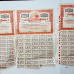 03 APÓLICES DO ESTADO DE MINAS GERAIS ,03 APOLICES DO ESTADO DE MINAS GERAIS DIVIDAINTERNA FUNDADA. (NO ESTADO) ATENÇÃO! FAZER A VISITAÇÃO ANTES DE ARREMATAR, NÃO SABEMOS SE FUNCIONA, LEILÃO NÃO TEM GARANTIA E NEM DEVOLUÇÃO, SUJEITO A POSSÍVEIS AVARIAS VISÍVEIS/OCULTAS E/OU AUSÊNCIA DE COMPONENTES.