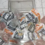 01 LOTE COM DIVERSOS ÍTENS ANTIGOS. (NO ESTADO) ATENÇÃO! FAZER A VISITAÇÃO ANTES DE ARREMATAR, NÃO SABEMOS SE FUNCIONA, LEILÃO NÃO TEM GARANTIA E NEM DEVOLUÇÃO, SUJEITO A POSSÍVEIS AVARIAS VISÍVEIS/OCULTAS E/OU AUSÊNCIA DE COMPONENTES.