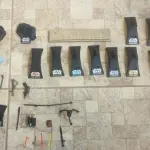 01 LOTE COM ARMINHAS E SUPORTES PARA COLEÇOES STARS WARS. (NO ESTADO) ATENÇÃO! FAZER A VISITAÇÃO ANTES DE ARREMATAR, NÃO SABEMOS SE FUNCIONA, LEILÃO NÃO TEM GARANTIA E NEM DEVOLUÇÃO, SUJEITO A POSSÍVEIS AVARIAS VISÍVEIS/OCULTAS E/OU AUSÊNCIA DE COMPONENTES.