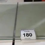 04 VIDROS DIVERSOS.  (NO ESTADO EM QUE SE ENCONTRA. SUJEITO A AVARIAS OCULTAS/VISÍVEIS.)