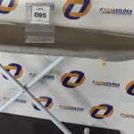 01 TÁBUA DE PASSAR ROUPAS. (NO ESTADO EM QUE SE ENCONTRA. SUJEITO A AVARIAS OCULTAS/VISÍVEIS.)