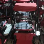 18 CADEIRAS UNIVERSITÁRIAS. (NO ESTADO) ATENÇÃO! FAZER A VISITAÇÃO ANTES DE ARREMATAR, NÃO SABEMOS SE FUNCIONA, LEILÃO NÃO TEM GARANTIA E NEM DEVOLUÇÃO, SUJEITO A POSSÍVEIS AVARIAS VISÍVEIS/OCULTAS E/OU AUSÊNCIA DE COMPONENTES.