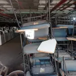 40 CADEIRAS UNIVERSITÁRIA. (NO ESTADO) ATENÇÃO! FAZER A VISITAÇÃO ANTES DE ARREMATAR, NÃO SABEMOS SE FUNCIONA, LEILÃO NÃO TEM GARANTIA E NEM DEVOLUÇÃO, SUJEITO A POSSÍVEIS AVARIAS VISÍVEIS/OCULTAS E/OU AUSÊNCIA DE COMPONENTES. 