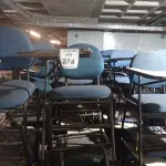 15 CADEIRAS UNIVERSITÁRIA. (NO ESTADO) ATENÇÃO! FAZER A VISITAÇÃO ANTES DE ARREMATAR, NÃO SABEMOS SE FUNCIONA, LEILÃO NÃO TEM GARANTIA E NEM DEVOLUÇÃO, SUJEITO A POSSÍVEIS AVARIAS VISÍVEIS/OCULTAS E/OU AUSÊNCIA DE COMPONENTES.