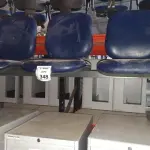 01 CADEIRA TIPO LONGARINA COM 03 LUGARES NA COR AZUL. (NO ESTADO) ATENÇÃO! FAZER A VISITAÇÃO ANTES DE ARREMATAR, NÃO SABEMOS SE FUNCIONA, LEILÃO NÃO TEM GARANTIA E NEM DEVOLUÇÃO, SUJEITO A POSSÍVEIS AVARIAS VISÍVEIS/OCULTAS E/OU AUSÊNCIA DE COMPONENTES.