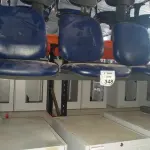01 CADEIRA TIPO LONGARINA COM 03 LUGARES NA COR AZUL. (NO ESTADO) ATENÇÃO! FAZER A VISITAÇÃO ANTES DE ARREMATAR, NÃO SABEMOS SE FUNCIONA, LEILÃO NÃO TEM GARANTIA E NEM DEVOLUÇÃO, SUJEITO A POSSÍVEIS AVARIAS VISÍVEIS/OCULTAS E/OU AUSÊNCIA DE COMPONENTES.