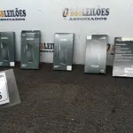 06 BOX - PHONE CASER. (NO ESTADO EM QUE SE ENCONTRA. SUJEITO A AVARIAS OCULTAS/VISÍVEIS.)