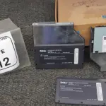 01 MÓDULO CD VARIÁVEL LATITUDE CP24X (VARIABLE CDROM MODULE). (NO ESTADO EM QUE SE ENCONTRA. SUJEITO A AVARIAS OCULTAS/VISÍVEIS.)