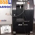 01 CONCENTRADOR DE OXIGÊNIO MODELO 525PS MARCA DRIVE DEVILBISS HEALTHCARE. (NO ESTADO) ATENÇÃO! FAZER A VISITAÇÃO ANTES DE ARREMATAR, NÃO SABEMOS SE FUNCIONA, LEILÃO NÃO TEM GARANTIA E NEM DEVOLUÇÃO, SUJEITO A POSSÍVEIS AVARIAS VISÍVEIS/OCULTAS E/OU AUSÊNCIA DE COMPONENTES.