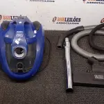 01 ASPIRADOR DE PÓ MARCA BLACK DECKER. (NO ESTADO) ATENÇÃO! FAZER A VISITAÇÃO ANTES DE ARREMATAR, NÃO SABEMOS SE FUNCIONA, LEILÃO NÃO TEM GARANTIA E NEM DEVOLUÇÃO, SUJEITO A POSSÍVEIS AVARIAS VISÍVEIS/OCULTAS E/OU AUSÊNCIA DE COMPONENTES.