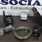 01 CHAVE CATRACA COM JOGO DE SOQUETES E 01 MÁQUINA DE ALTA PRESSÃO COM ACESSÓRIOS SEM BATERIA. (NO ESTADO) ATENÇÃO! FAZER A VISITAÇÃO ANTES DE ARREMATAR, NÃO SABEMOS SE FUNCIONA, LEILÃO NÃO TEM GARANTIA E NEM DEVOLUÇÃO, SUJEITO A POSSÍVEIS AVARIAS VISÍVEIS/OCULTAS E/OU AUSÊNCIA DE COMPONENTES.