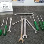 01 LOTE COM VÁRIAS CHAVES TAMANHOS E MEDIDAS DIVERSAS MARCA BELZER. (NO ESTADO) ATENÇÃO! FAZER A VISITAÇÃO ANTES DE ARREMATAR, NÃO SABEMOS SE FUNCIONA, LEILÃO NÃO TEM GARANTIA E NEM DEVOLUÇÃO, SUJEITO A POSSÍVEIS AVARIAS VISÍVEIS/OCULTAS E/OU AUSÊNCIA DE COMPONENTES.