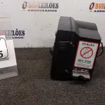 01 RELÓGIO DE PONTO MARCA MADIS. (NO ESTADO) ATENÇÃO! FAZER A VISITAÇÃO ANTES DE ARREMATAR, NÃO SABEMOS SE FUNCIONA, LEILÃO NÃO TEM GARANTIA E NEM DEVOLUÇÃO, SUJEITO A POSSÍVEIS AVARIAS VISÍVEIS/OCULTAS E/OU AUSÊNCIA DE COMPONENTES.