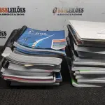 01 LOTE COM VÁRIOS CADERNOS ESCOLARES E APOSTILAS DIDÁTICAS DE MATÉRIAS DIVERSAS. (NO ESTADO) ATENÇÃO! FAZER A VISITAÇÃO ANTES DE ARREMATAR, NÃO SABEMOS SE FUNCIONA, LEILÃO NÃO TEM GARANTIA E NEM DEVOLUÇÃO, SUJEITO A POSSÍVEIS AVARIAS VISÍVEIS/OCULTAS E/OU AUSÊNCIA DE COMPONENTES.