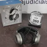 01HEADSET GAMER COM MICROFONE MARCA NUBWO. (NO ESTADO) ATENÇÃO! FAZER A VISITAÇÃO ANTES DE ARREMATAR, NÃO SABEMOS SE FUNCIONA, LEILÃO NÃO TEM GARANTIA E NEM DEVOLUÇÃO, SUJEITO A POSSÍVEIS AVARIAS VISÍVEIS/OCULTAS E/OU AUSÊNCIA DE COMPONENTES.