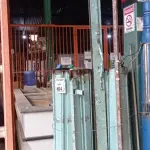 01 PORTÃO DE ENROLAR DE AÇO DUPLO. (NO ESTADO) ATENÇÃO! FAZER A VISITAÇÃO ANTES DE ARREMATAR, NÃO SABEMOS SE FUNCIONA, LEILÃO NÃO TEM GARANTIA E NEM DEVOLUÇÃO, SUJEITO A POSSÍVEIS AVARIAS VISÍVEIS/OCULTAS E/OU AUSÊNCIA DE COMPONENTES.